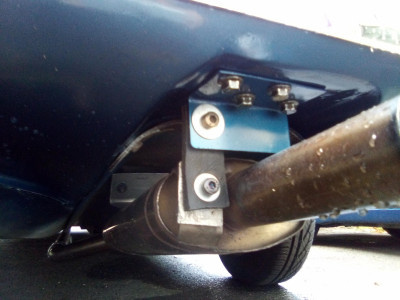 exhaust bracket.jpg and 